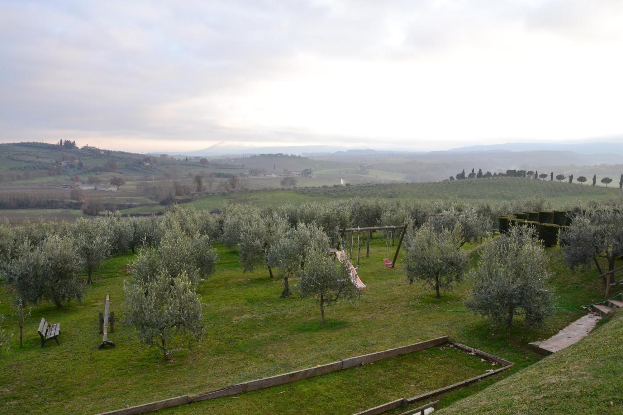 Agriturismo Sanguineto Acquaviva  Εξωτερικό φωτογραφία