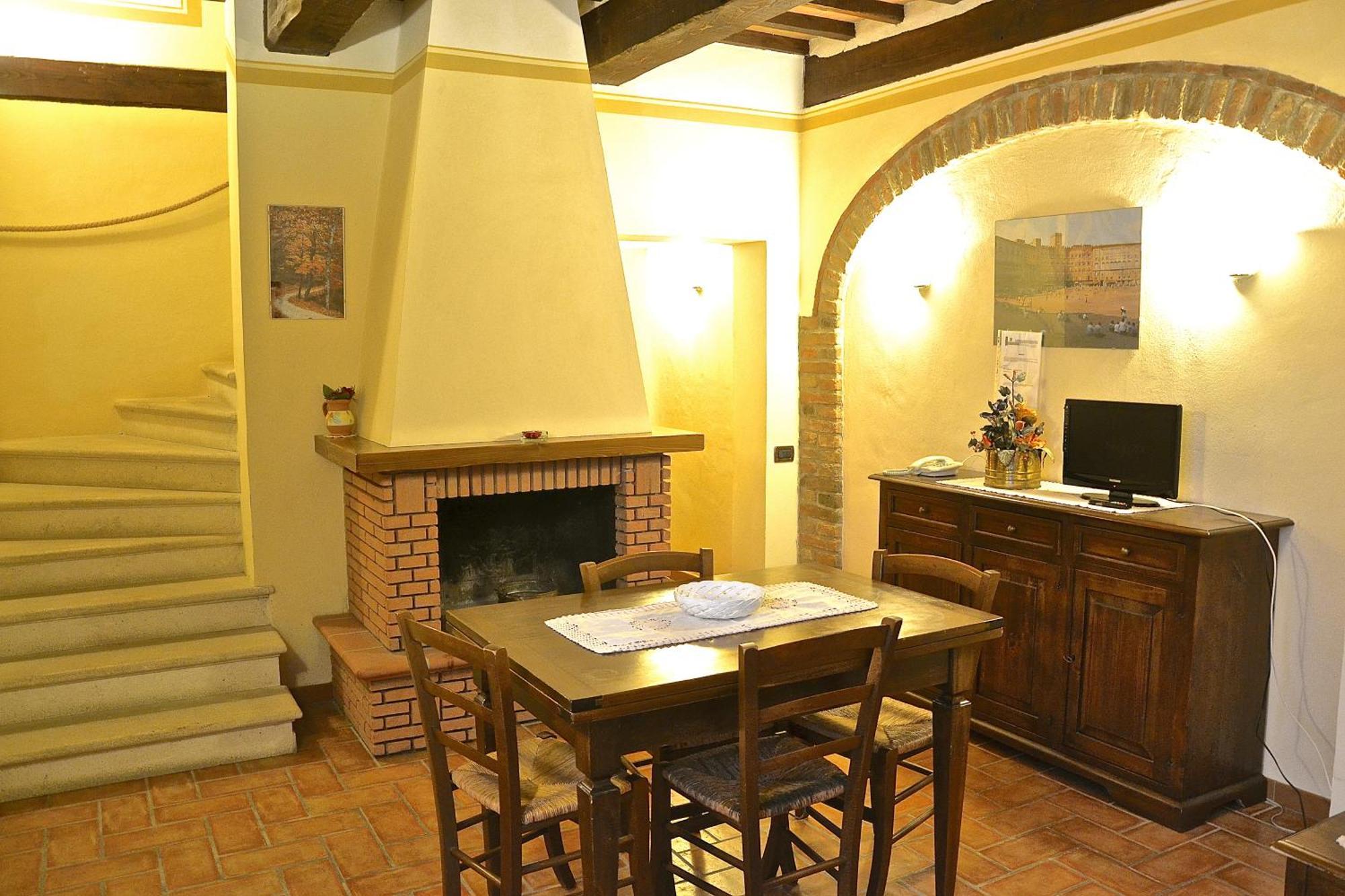 Agriturismo Sanguineto Acquaviva  Εξωτερικό φωτογραφία
