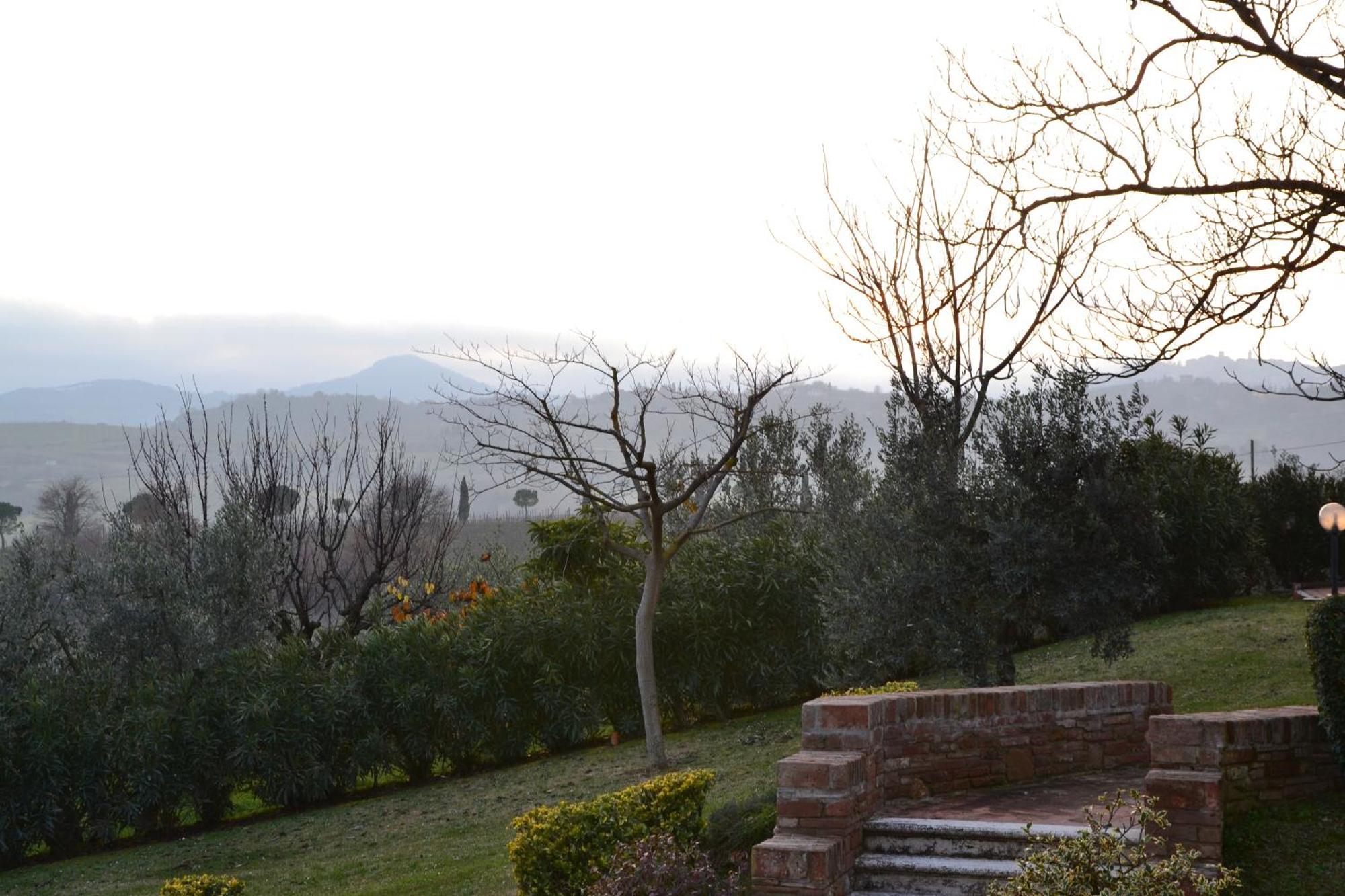Agriturismo Sanguineto Acquaviva  Εξωτερικό φωτογραφία