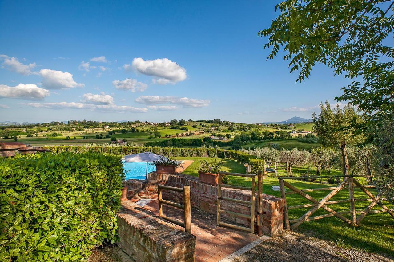 Agriturismo Sanguineto Acquaviva  Εξωτερικό φωτογραφία